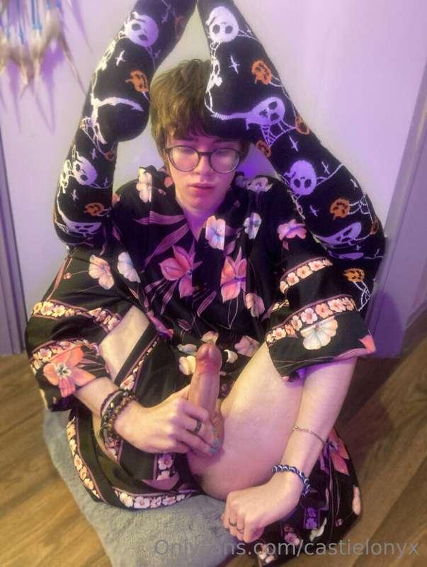 **Exclusive Photo Dump**

*Hey guys, I’m finally back home a..