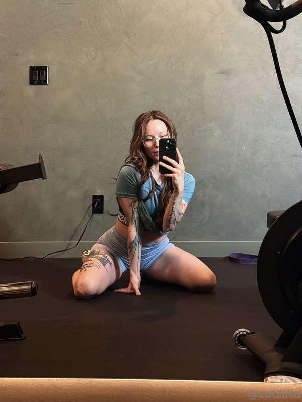 Don’t forget to stretch today ☺️