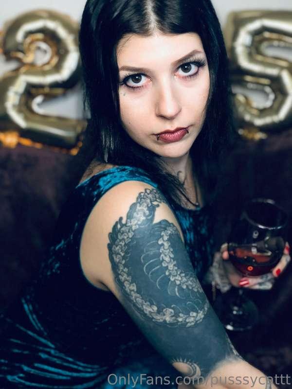 joannewinters2 image #3