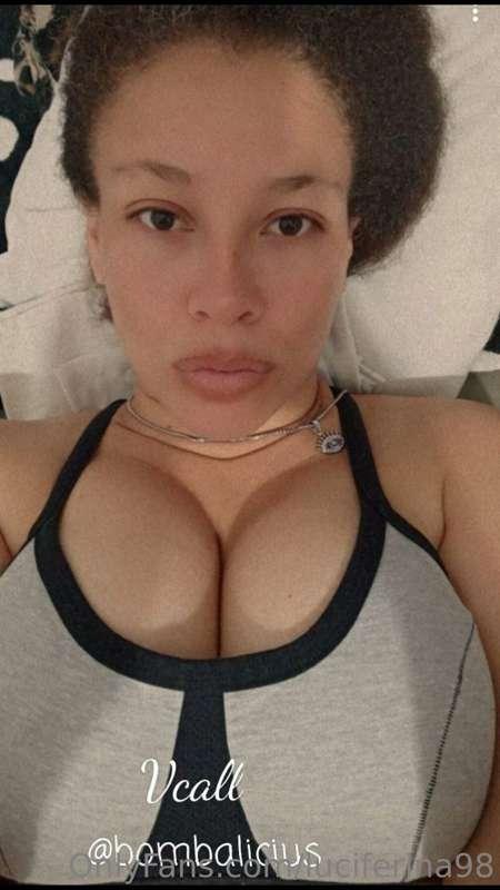 @bombalicius

🔥VCALL
🔥BIG ASS BIG NIPPLES
🔥ANAL SEX

@bombal..