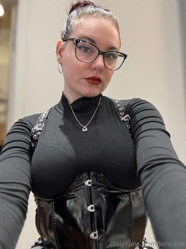 Thinking of taking some 🌶️ pics at work! Are you ready???