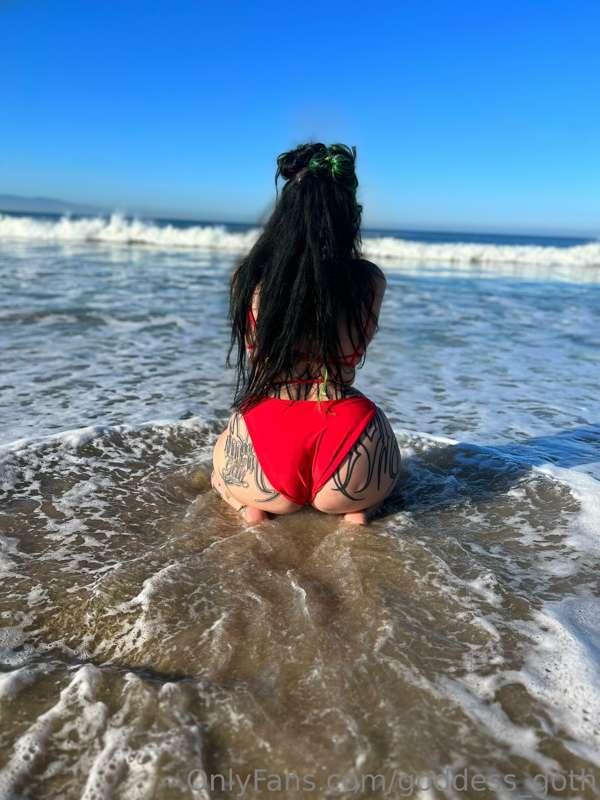 I’m in Mexico again. Tip me and I’ll show you the front