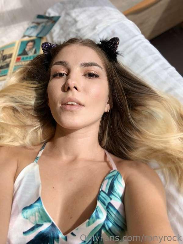 Meow 😻