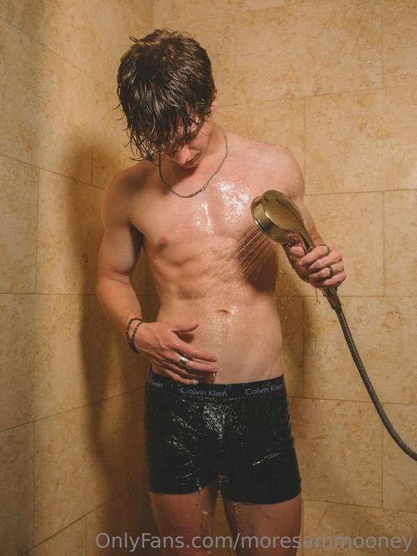 Need a shower buddy … who wants to join ?