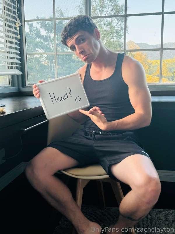 Head? 💆🏻‍♂️👀 comment "yes" if youd be down ;) 