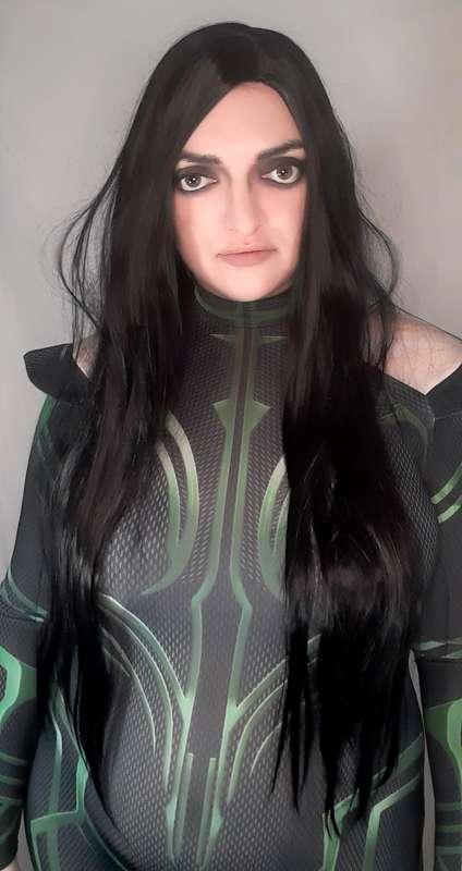 Hela 💚🖤⚔ (Photo Set 1)