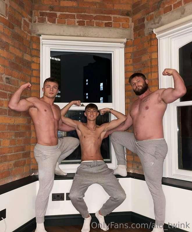 alo_twink image #0
