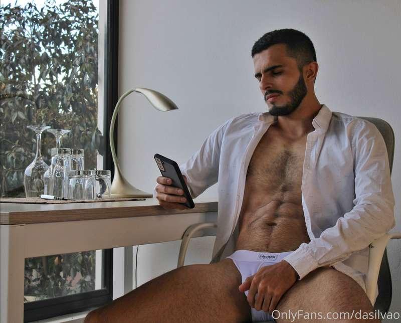 Start the week 😏