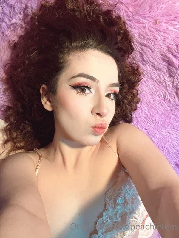 I think you should totally check your DMs… you got a little ..