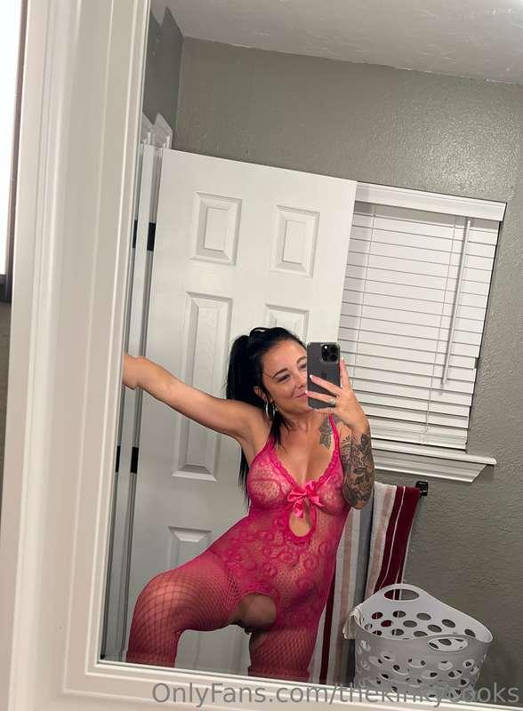 Did someone say easy access?😈😈😜 do you like the front or the..