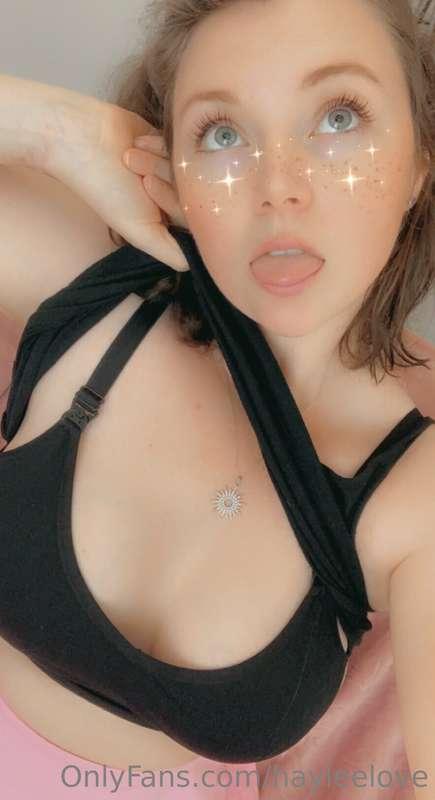 I’m online CB haylee_love 💗 $200 for my dirty panties from t..