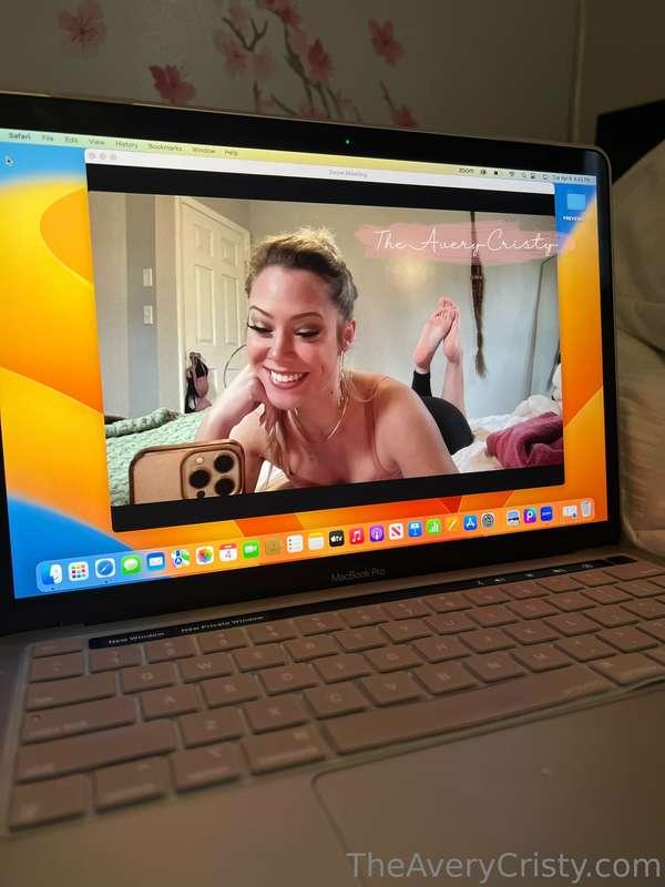 Who wants to video chat with me!? I’m available all day + th..