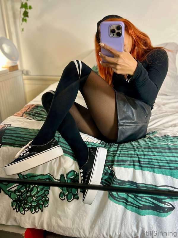 What about thigh long socks? 🖤🩶