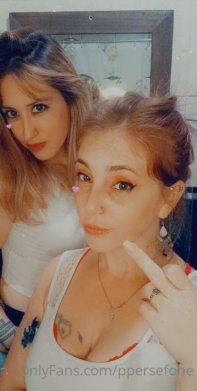 Photo day with her @ammedusa ♡