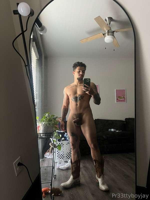 Let me know if I can use your throat 😈