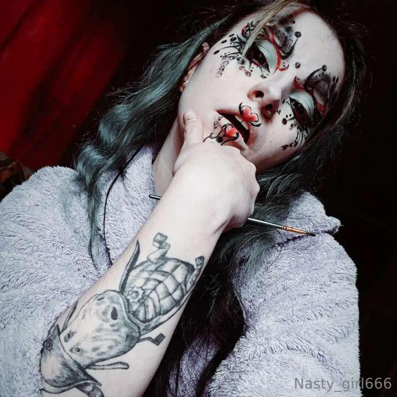 Today I decided to draw makeup inspired by the image of a ca..