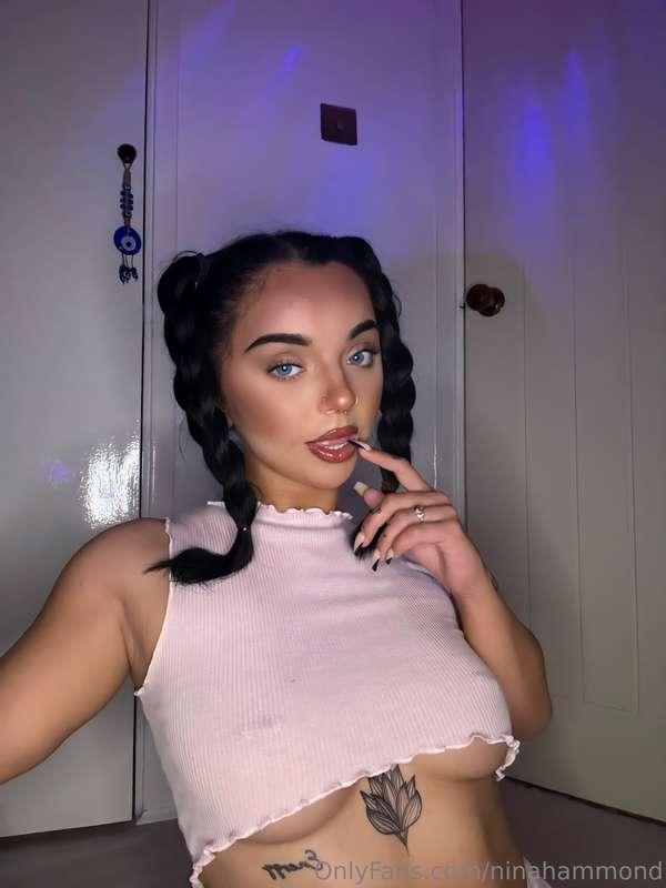 Am I what u've been waiting for? ❤️