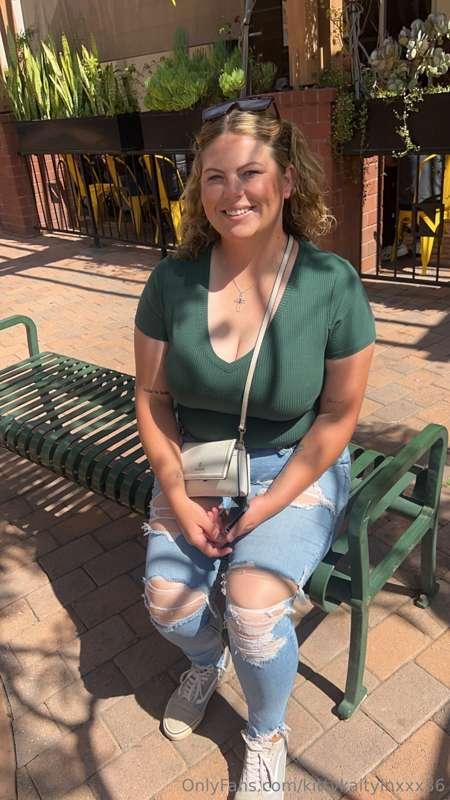 Officially doing audio messages starting at $20 can’t wait t..