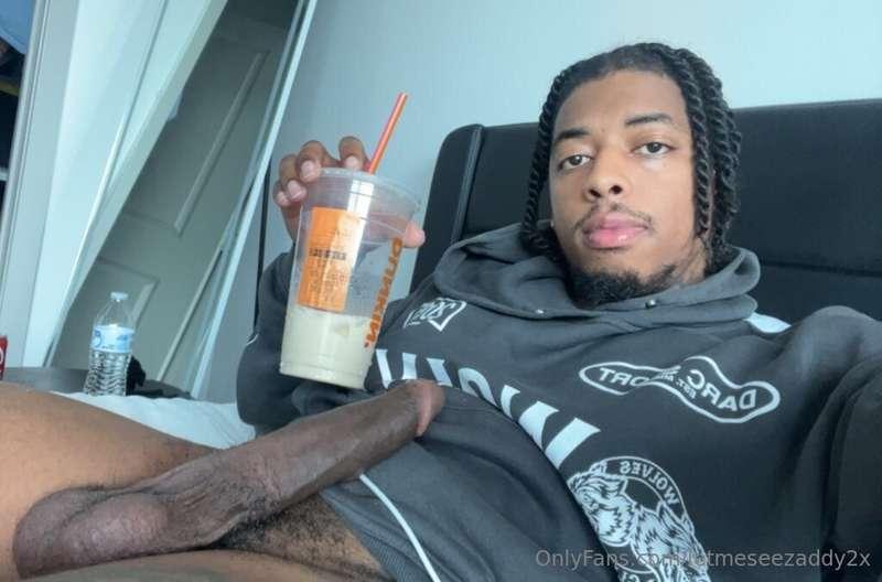 Dick balls and coffee for breakfast?😌
