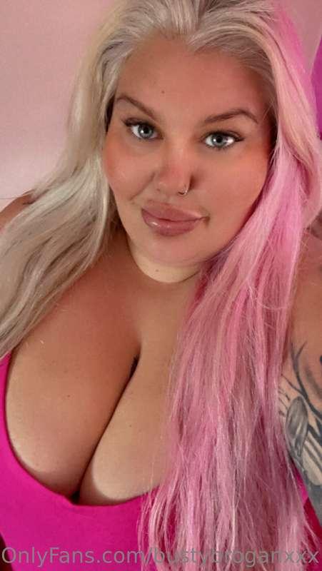 Would you like a nice summers day with me? 🥰