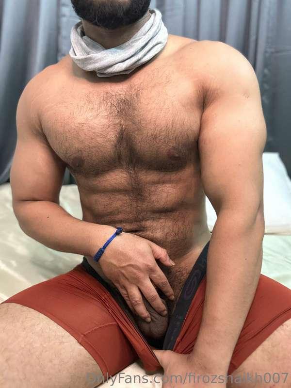 My Dick🍆 wants to see your hole😉