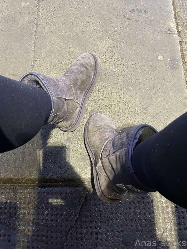 Day 1 Let’s get them nice and sweaty 🥵 uggs and peds best co..