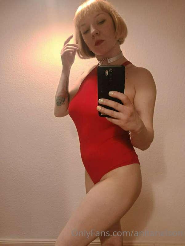 Let's do it in front of the mirror😈 I want to see your cock ..