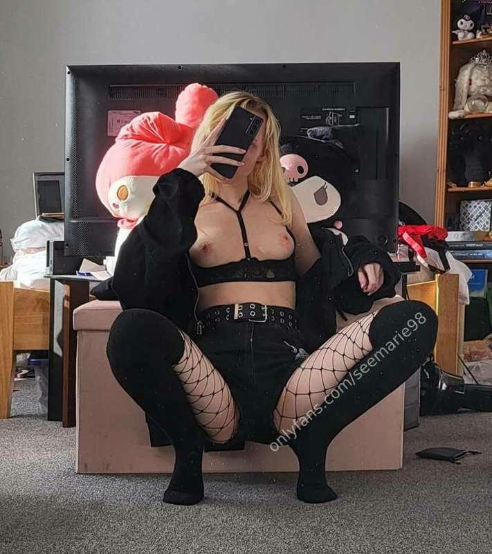 If my outfit doesn't scream "fuck me" then I'm changing