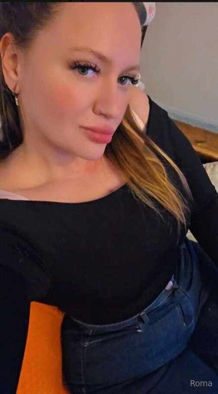 Dripping in confidence (and maybe nothing else) 💦