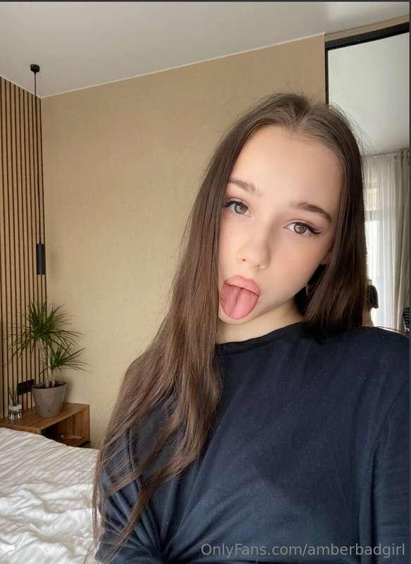🔥𝗙𝗥𝗘𝗘 𝗢𝗡𝗟𝗬 𝗡𝗢𝗪🔥
FINALLY 18 @emilia_sweet make FREE 
SUB FOR ..