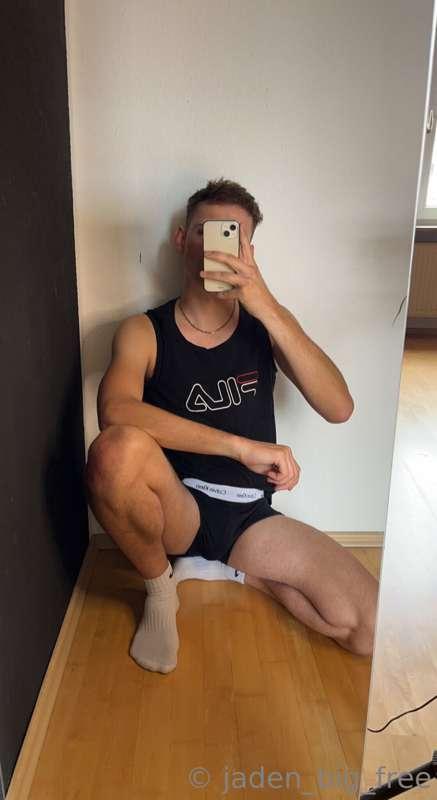 i need to tell you about the CEO of my private wank bank 😂🙈 ..