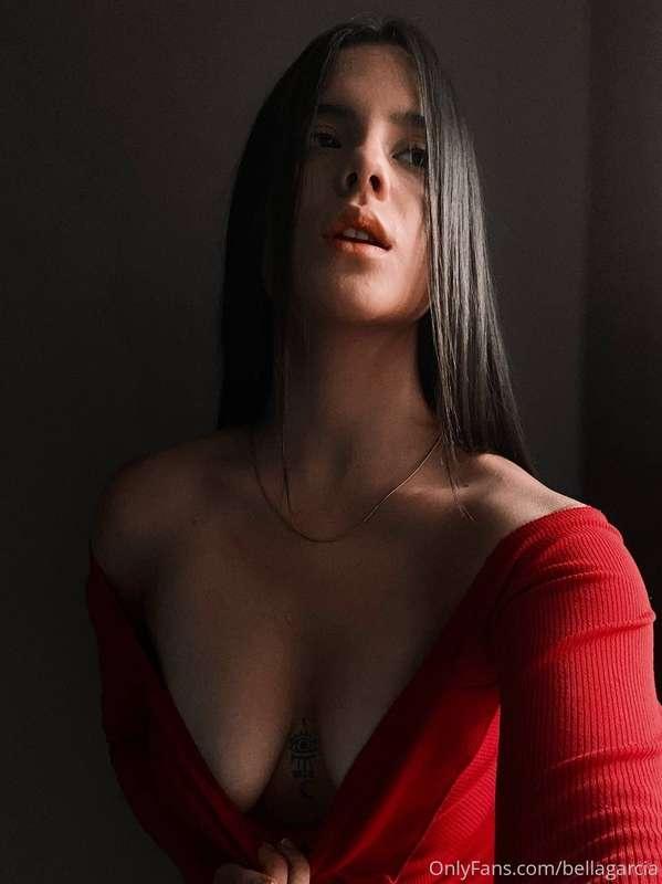 Wanna take a peek 🤫🤭