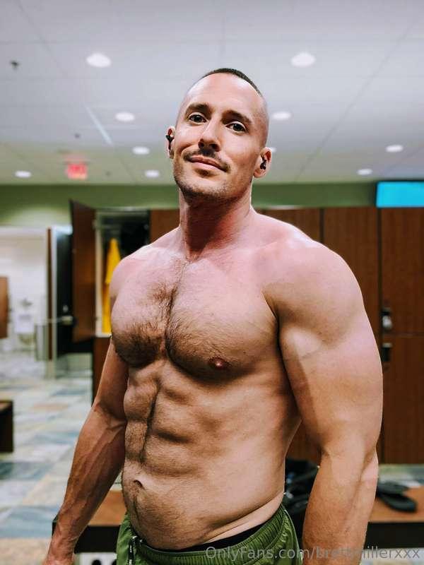 Welcome to my OF page, let's explore each other's fantasies💦..