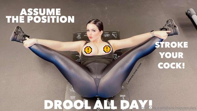 🔥 Keep that position… drool all day just for me 😏💦DM me on m..
