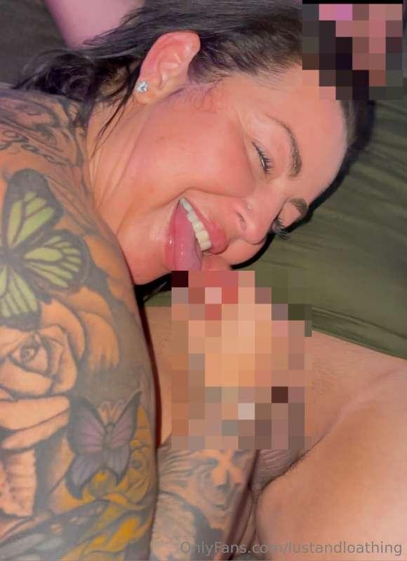 Damn he EXPLODED in her mouth!! I just had to cum on her fac..