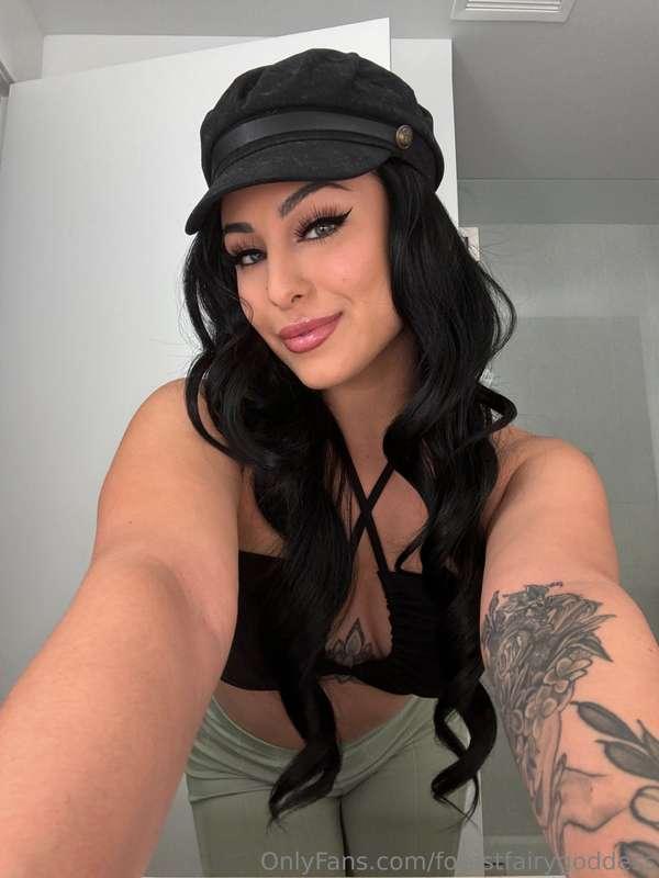 Come play with me 😋😋