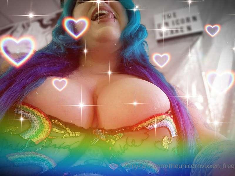 Titty Thursday... youre welcome