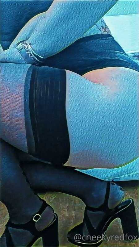 Feeling very into stockings right now