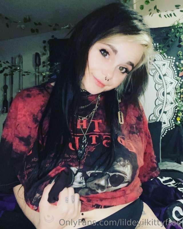 lildevilkittyfree image #2