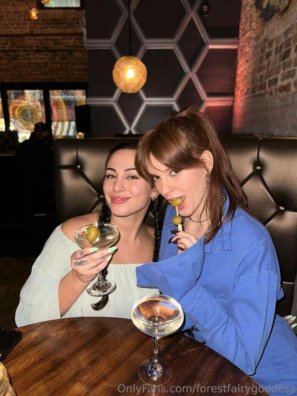 We like em xxtraa dirty 🫒🍸😉 @ringmycowbelle