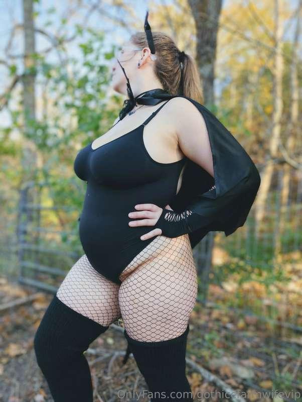 gothiccfarmwifevip image #20
