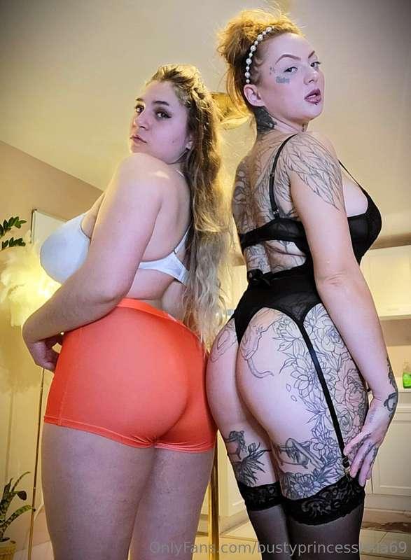 ready to play with us? https://onlyfans.com/bustyprincesslei..