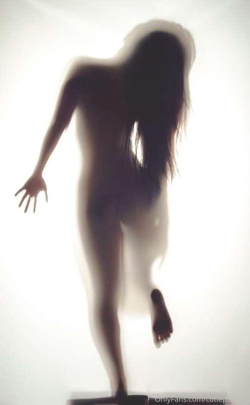 That one time I was a nude model for a photography class! Br..