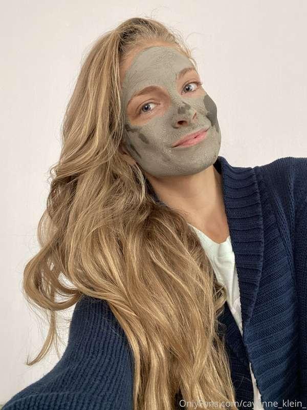 cayenne_klein_ image #5