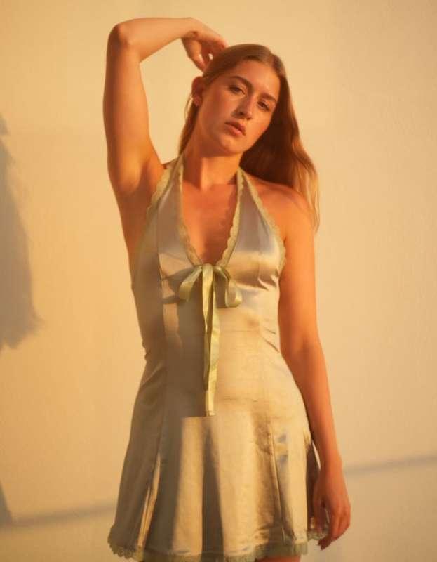 Do you like my dress? 😍
