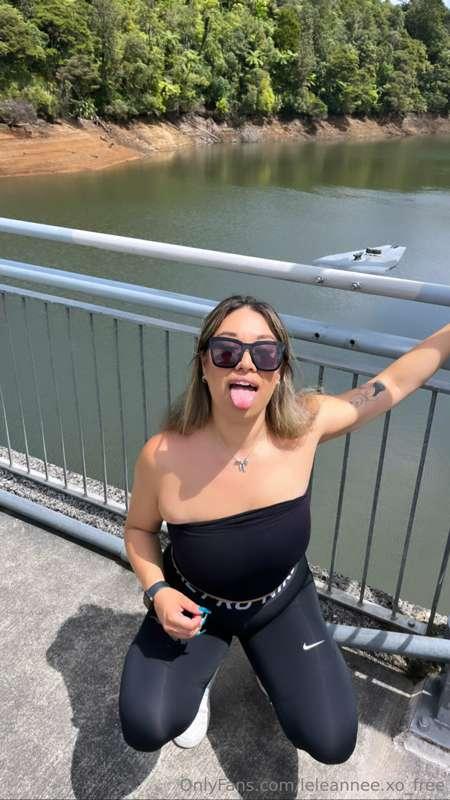 Wanna see what I did after this pic ? 👅