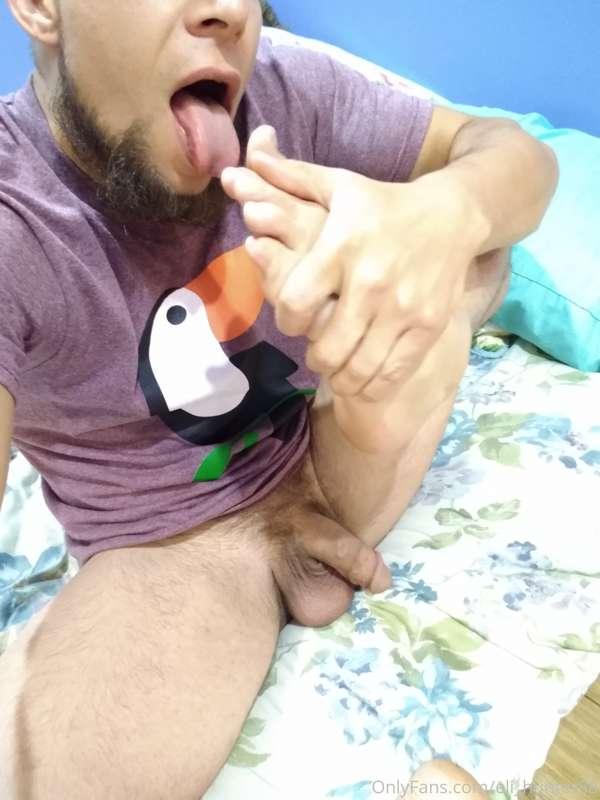 Now who is going to worship lick and suck my toes so I don't..