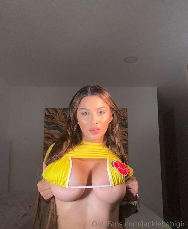 Me quieres meter esta noche 😝🇨🇴