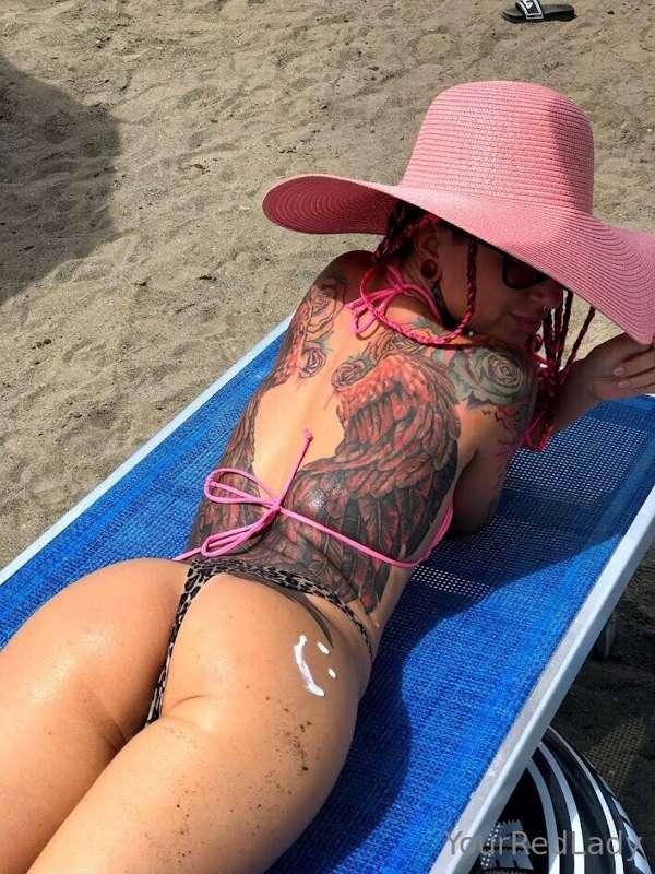 Spank that ass or spread those buttocks with your hands to p..