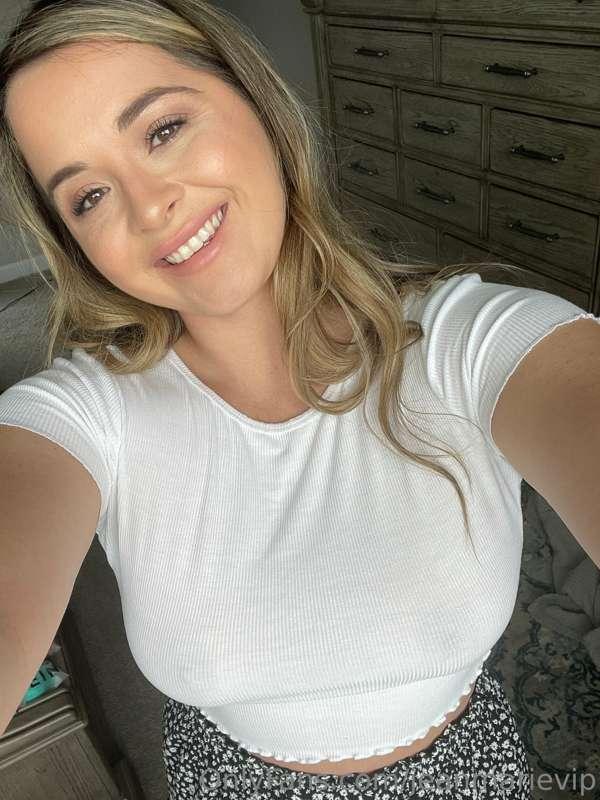 it would make me really happy if you would subscribe to my V..